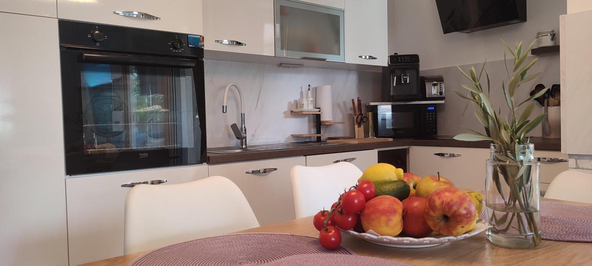 Sunny Oasis - High Ground Floor With Sunny Terrace & Private Garden!! Apartman Medulin